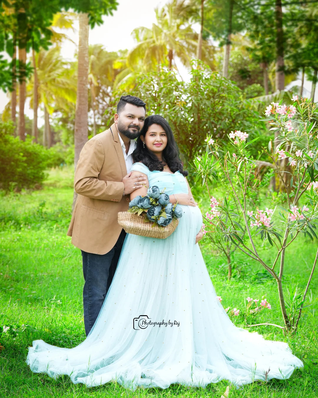 Maternity Photoshoot – Free Makeup