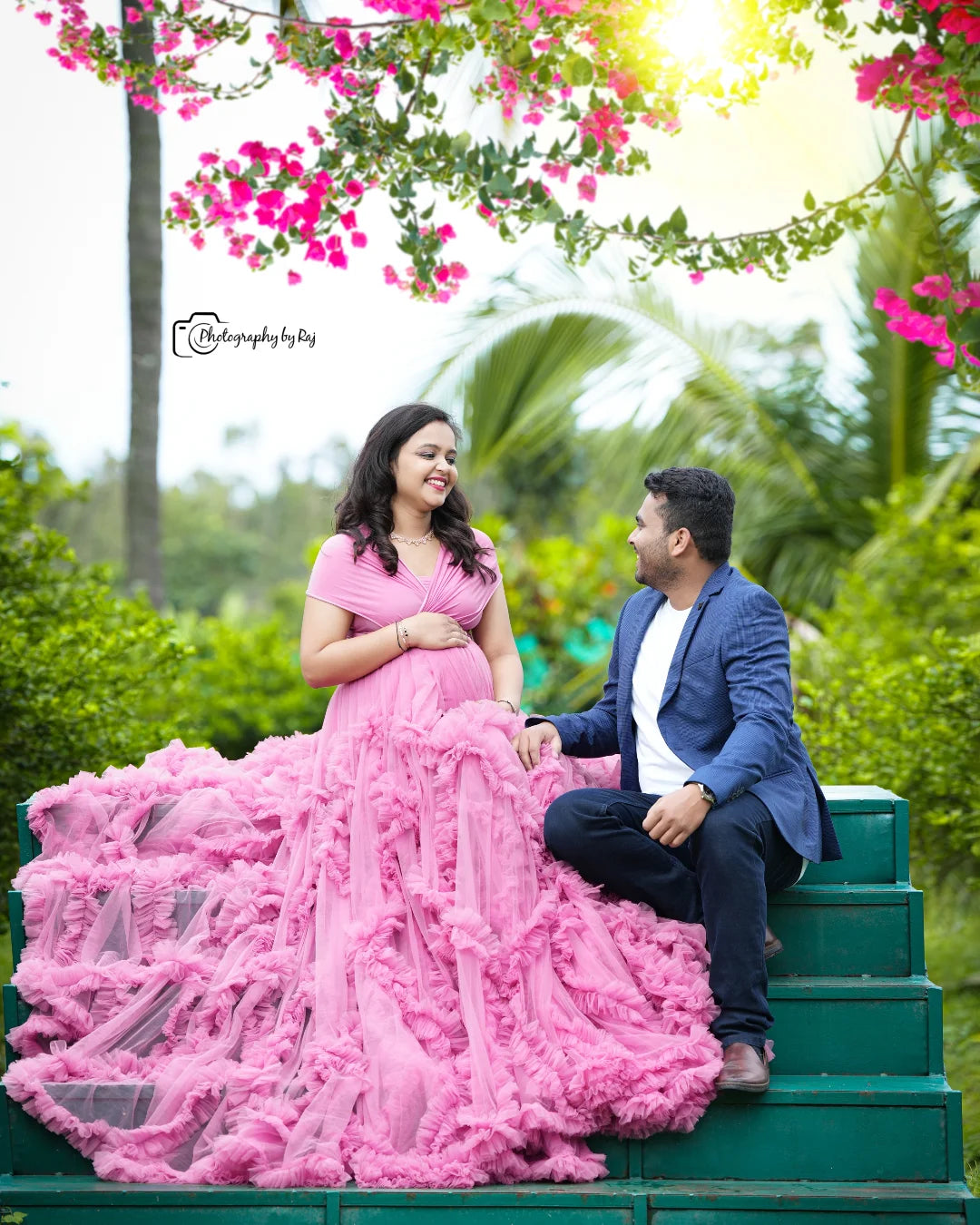 Maternity Photoshoot – Free Makeup