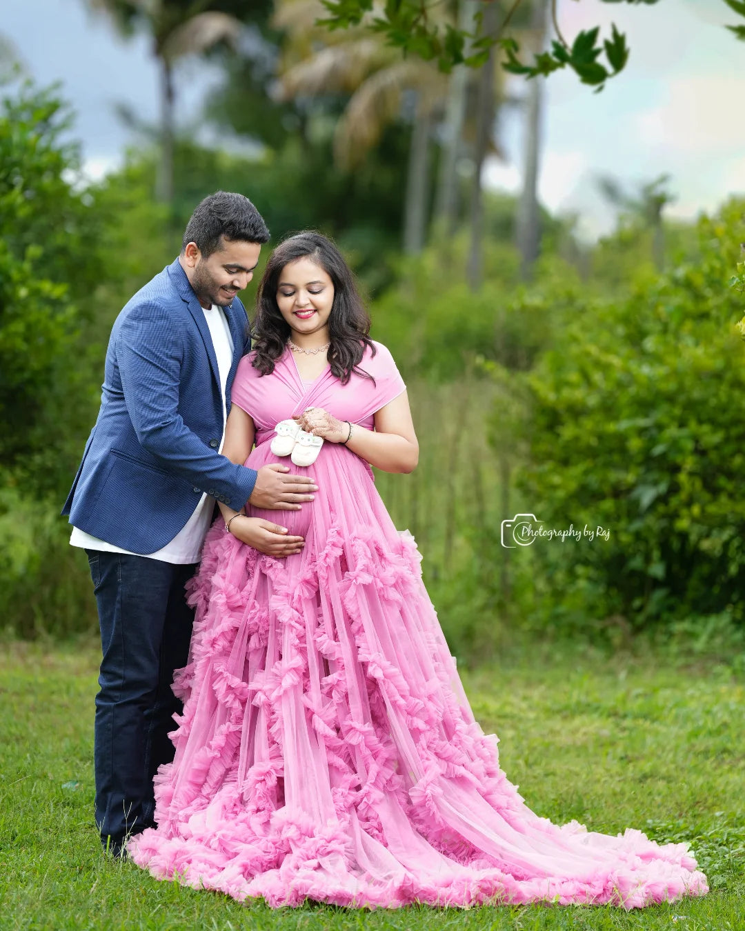 Maternity Photoshoot – Free Makeup